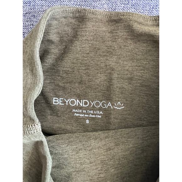 Beyond Yoga Spacedye Caught in The Midi Legging Army Green Heather S - Picture 7 of 7